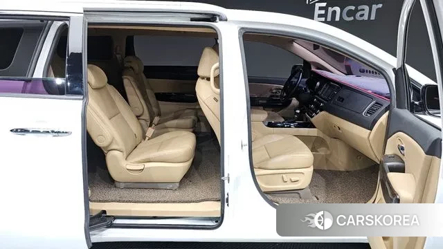 Kia The New Carnival 2018 Белый из Кореи, фото 2