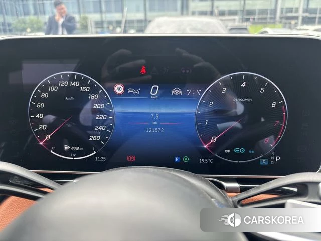 Mercedes-Benz Maybach S-class 2023 Черный из Китая, фото 2