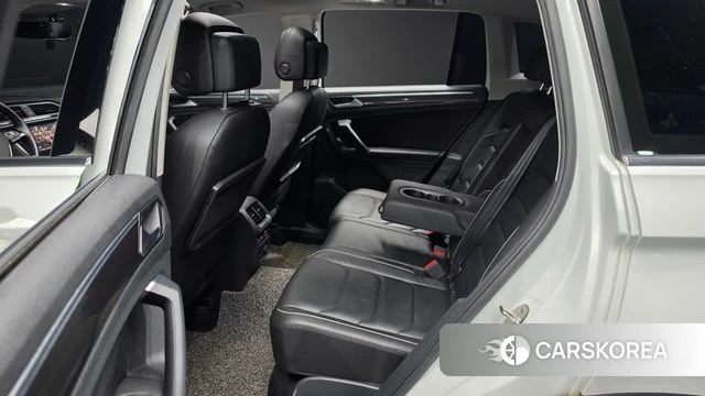 Volkswagen Tiguan second Generation 2020 Белый из Кореи, фото 2