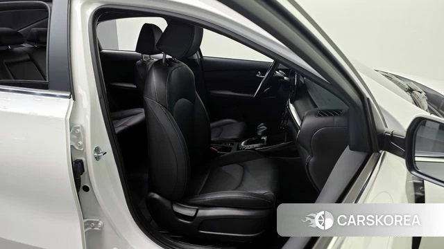 Kia The New K3 2nd generation 2023 Белый из Кореи, фото 2