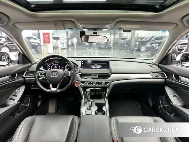 Honda Accord 2021 Белый из Китая, фото 2