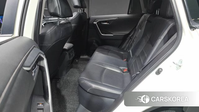 Toyota RAV4 5th Generation 2019 Белый из Кореи, фото 2