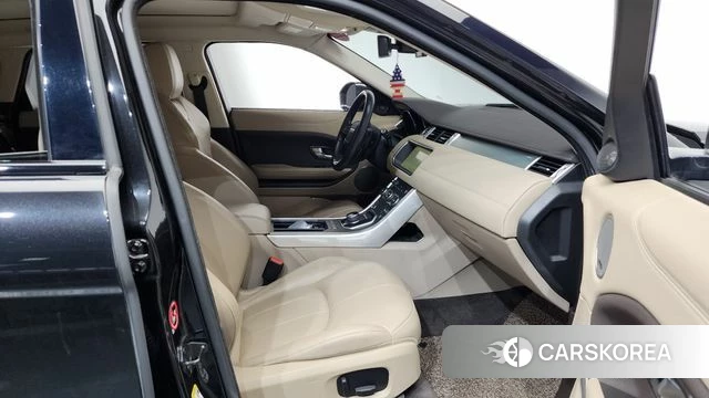 Land Rover Range Rover Evoque 2019 Черный из Кореи, фото 2