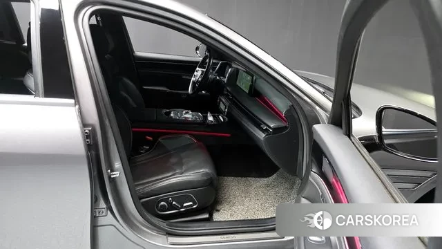 Genesis G90 (RS4) 2022 Серебристо-серый из Кореи, фото 2