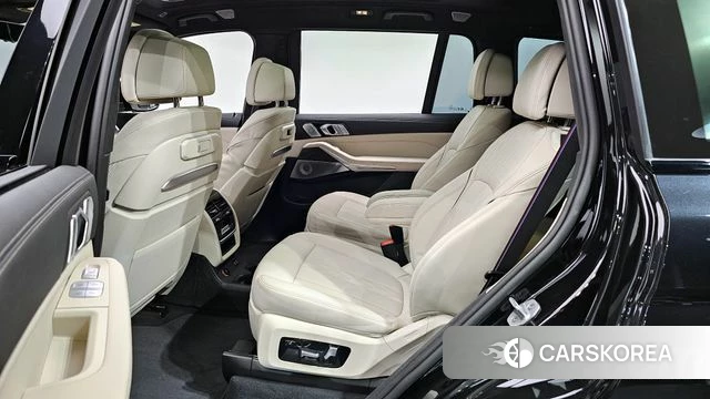 BMW X7 (G07) 2025 Черный из Кореи, фото 2