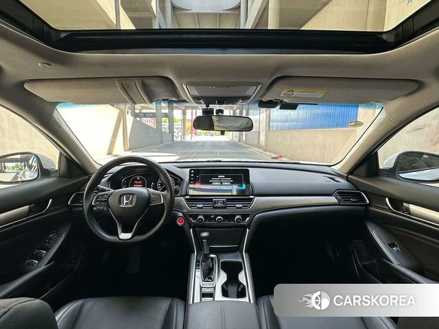 Honda Accord 2022 Белый из Китая, фото 2