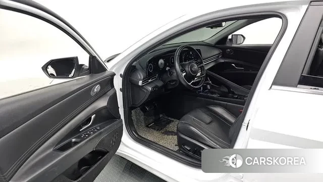 Hyundai Avante (CN7) 2023 Белый из Кореи, фото 2