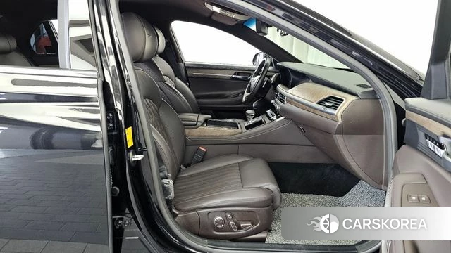 Genesis G90 2021 Черный из Кореи, фото 2