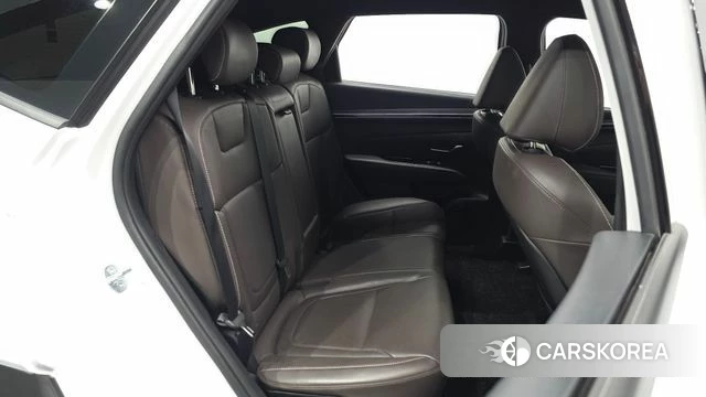 Hyundai Tucson (NX4) 2023 Белый из Кореи, фото 2