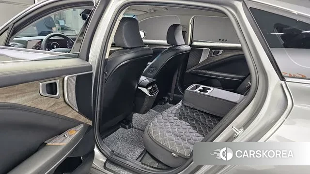 Kia K8 2024 Серебряный из Кореи, фото 2