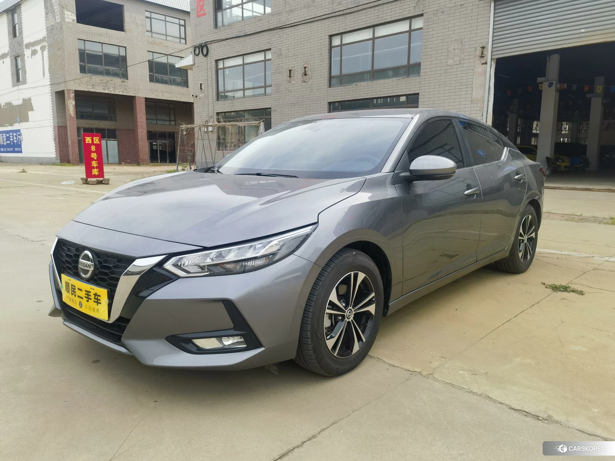 Nissan Sylphy 2021 Темно-серый из Китая, фото 2