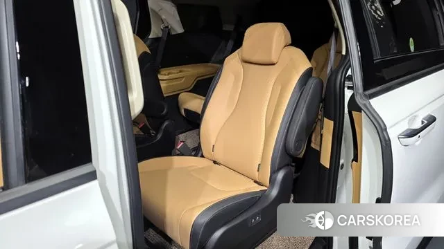 Kia Carnival 4th generation 2023 Белый из Кореи, фото 2