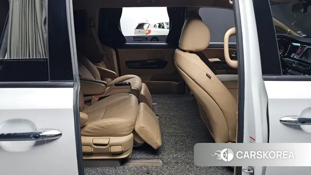 Kia The New Carnival 2018 Белый из Кореи, фото 2