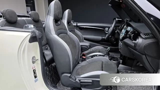 Mini Cooper S Convertible 2022 Жемчужный цвет из Кореи, фото 2