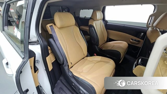 Kia Carnival 4th generation 2023 Белый из Кореи, фото 2