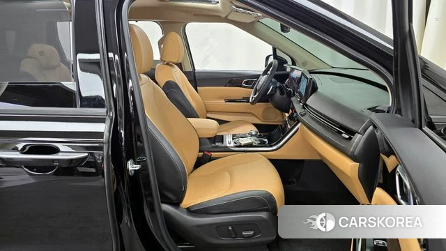 Kia Carnival 4th generation 2022 Черный из Кореи, фото 2