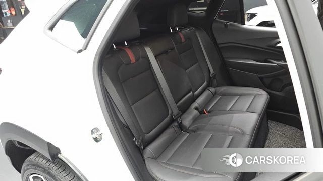 Chevrolet (GM Daewoo) Trax Crossover 2023 Белый из Кореи, фото 2