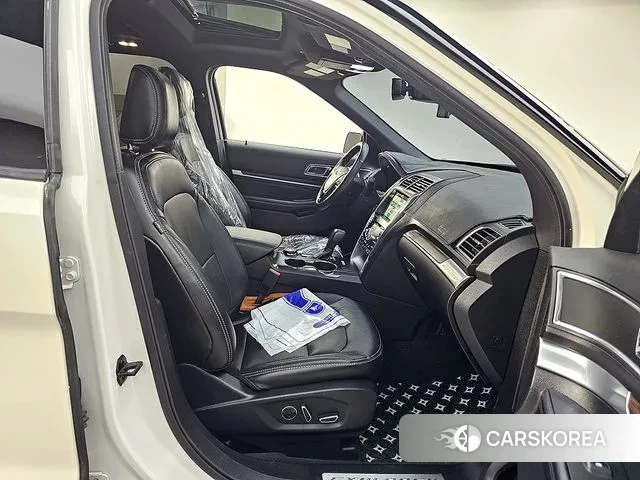 Ford Explorer 2018 Белый из Кореи, фото 2