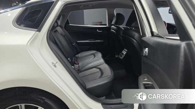 Kia The New K5 2nd generation 2019 Белый из Кореи, фото 2