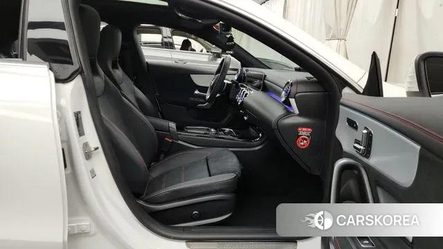 Mercedes-Benz CLA-Class C118 2025 Белый из Кореи, фото 2