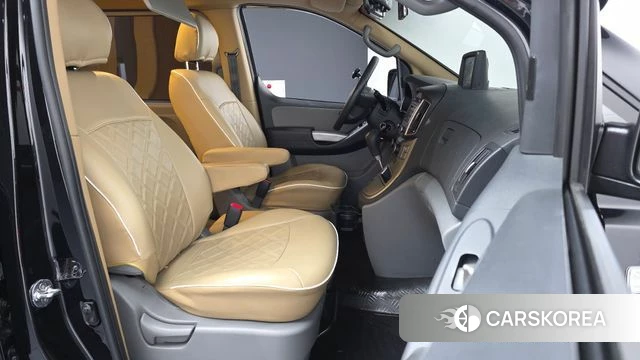 Hyundai The New Grand Starex 2020 Черный из Кореи, фото 2