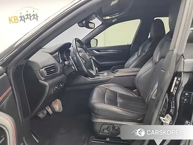 Maserati Levante 2018 Черный из Кореи, фото 2