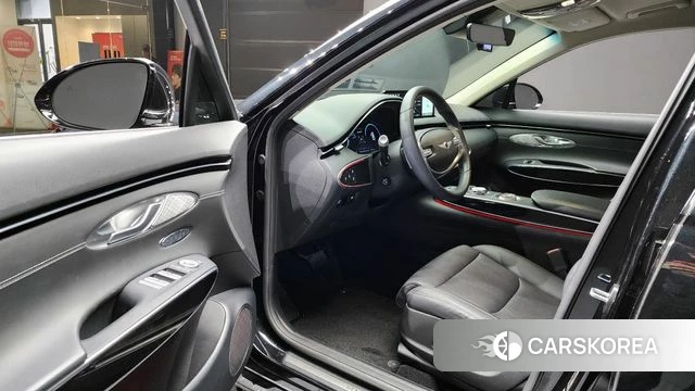 Genesis GV70 2022 Черный из Кореи, фото 2