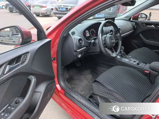 Audi A3 2019 Красный из Китая, фото 2