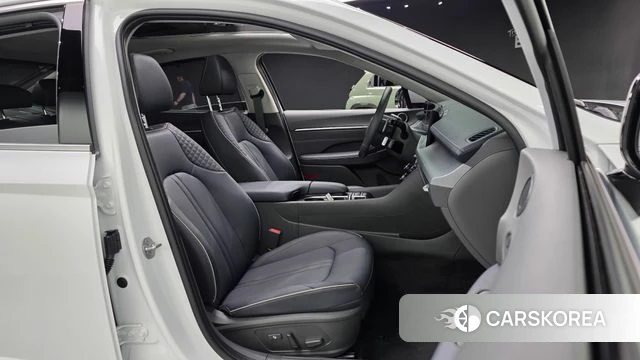 Hyundai Sonata D Edge (DN8) 2024 Белый из Кореи, фото 2