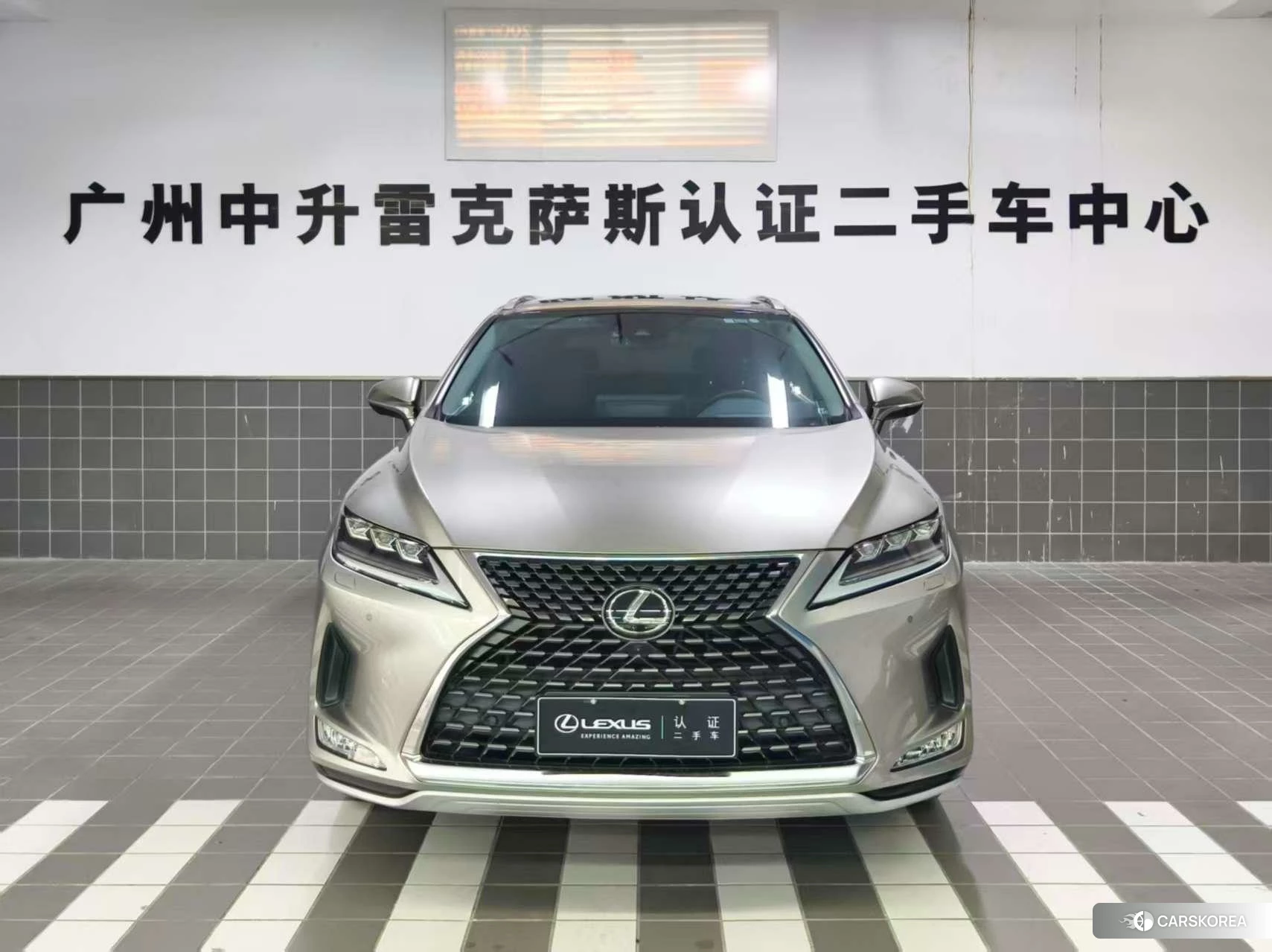 Lexus RX 2020 Серебристо-серый из Китая, фото 2