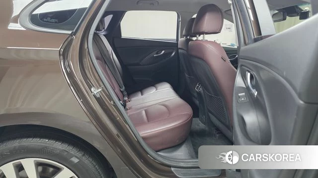 Hyundai i30 (PD) 2018 Коричневый из Кореи, фото 2