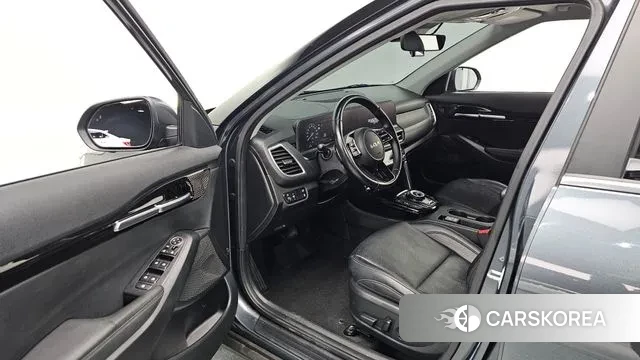 Kia The New Seltos 2022 Серый из Кореи, фото 2