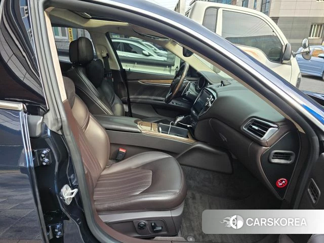 Maserati Ghibli 2019 Синий из Кореи, фото 2