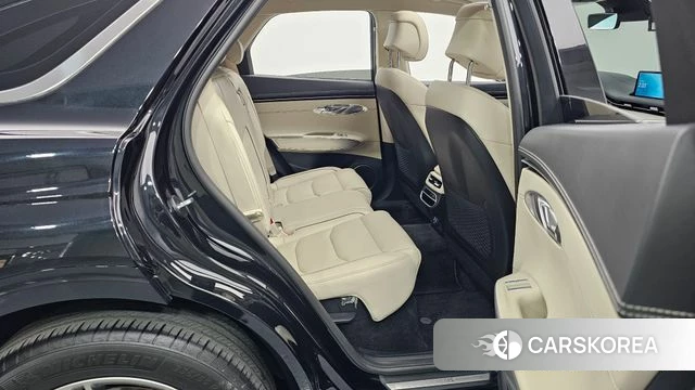 Genesis GV70 2022 Черный из Кореи, фото 2