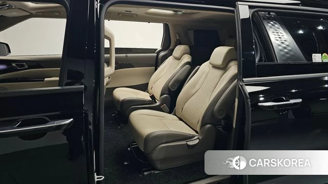 Kia Carnival 4th generation 2023 Черный из Кореи, фото 2