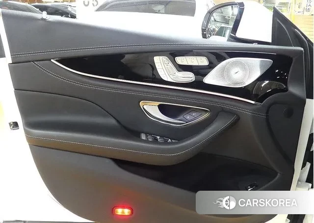 Mercedes-Benz AMG GT 2021 Белый из Кореи, фото 2