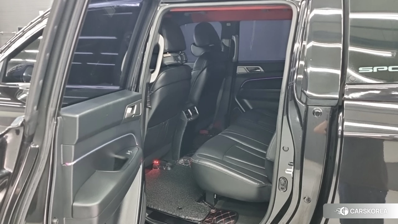 Ssangyong Rexton Sports 2018 Черный из Кореи, фото 2