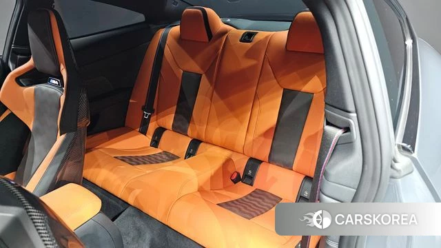 BMW M4 (G82) 2023 Серебристо-серый из Кореи, фото 2