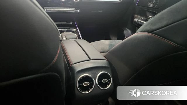 Mercedes-Benz GLB-Class X247 2023 Белый из Кореи, фото 2