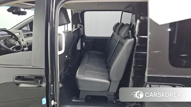 Hyundai Staria 2022 Черный из Кореи, фото 2