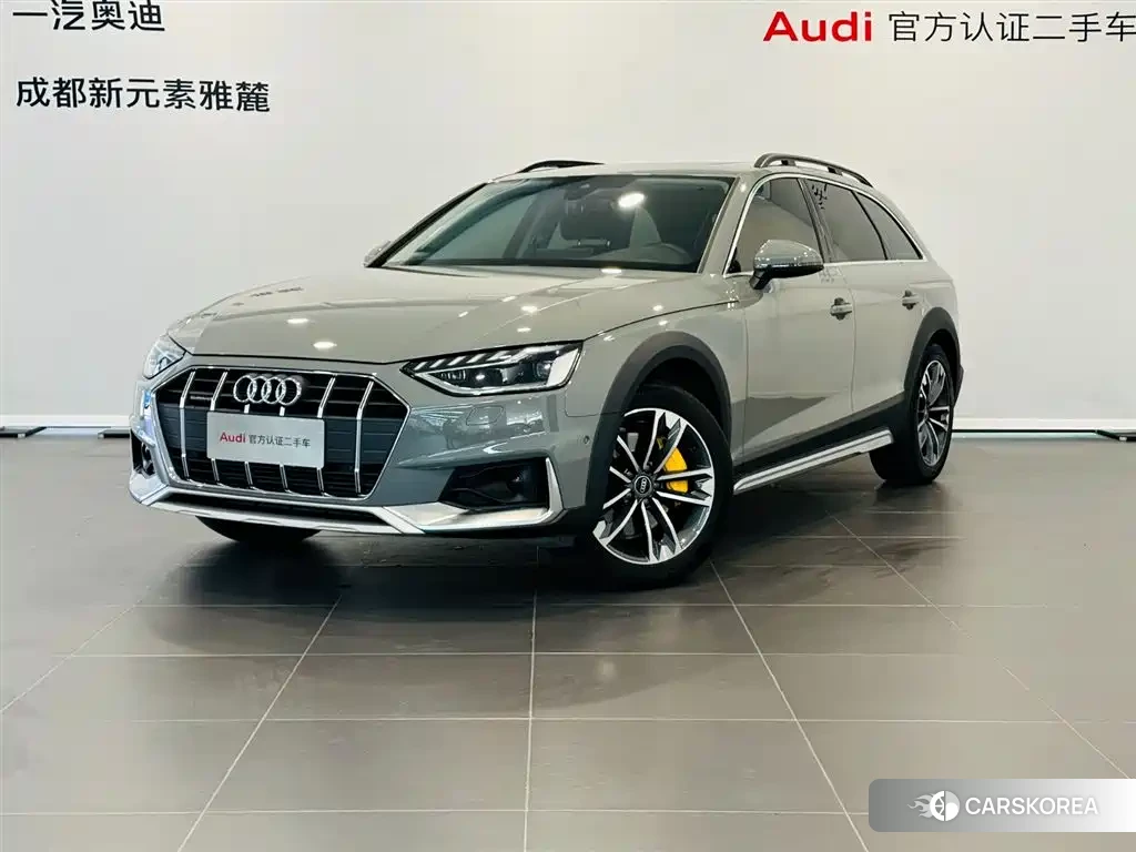 Audi A4L 2023 Silver/gray из Китая, фото 2