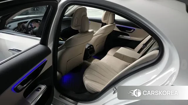 Mercedes-Benz E-Class W214 2025 Белый из Кореи, фото 2