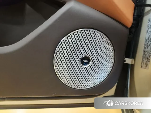 Bentley Flying Spur 3rd Generation 2021 Жемчужный цвет из Кореи, фото 2