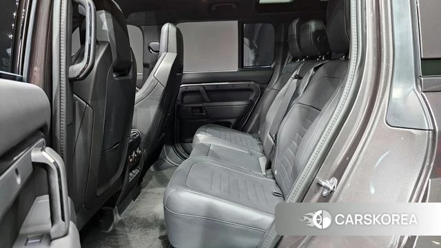 Land Rover Defender (L663) 2025 Серый из Кореи, фото 2