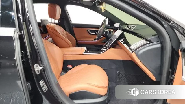 Mercedes-Benz S-Class W223 2024 Черный из Кореи, фото 2