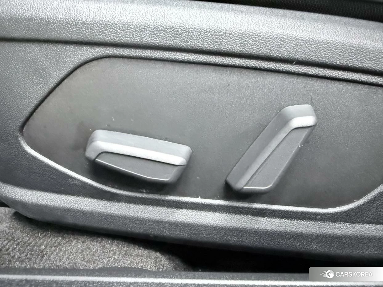 Hyundai Elantra 2023 Белый из Китая, фото 2