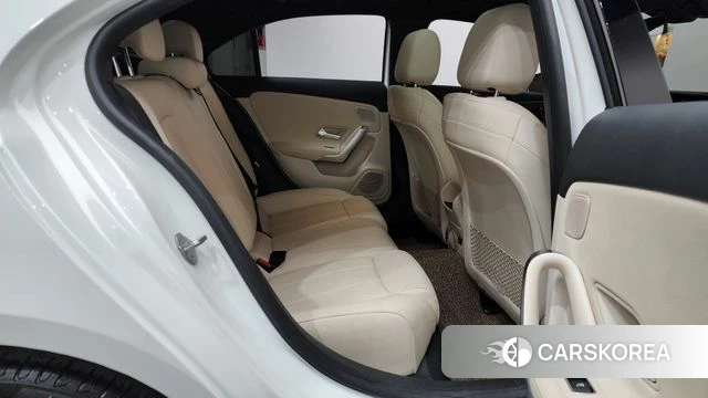 Mercedes-Benz A-Class W177 2020 Белый из Кореи, фото 2