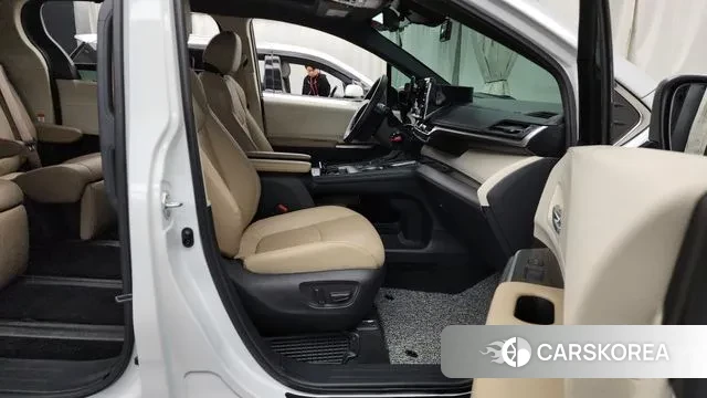 Toyota Sienna 4th Generation 2023 Белый из Кореи, фото 2