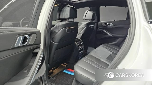 BMW X6 (G06) 2024 Белый из Кореи, фото 2