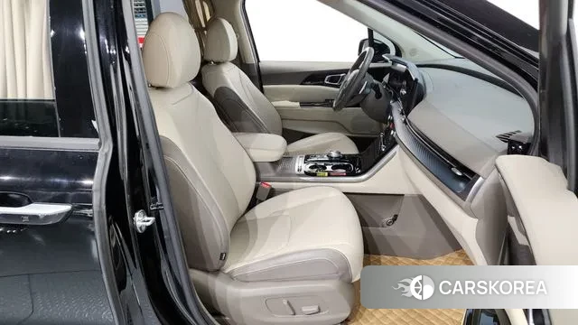 Kia Carnival 4th generation 2021 Черный из Кореи, фото 2